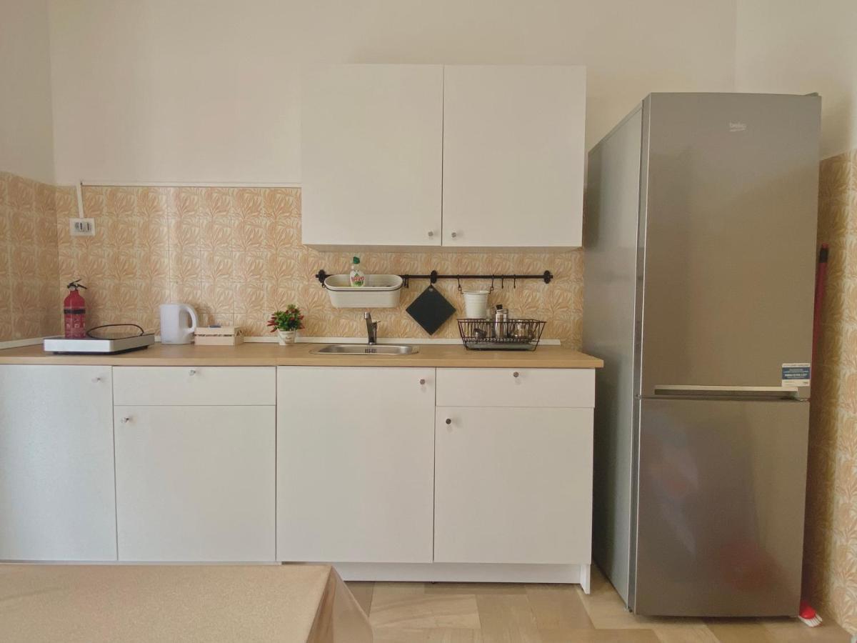 Guest House Service - Game Apartment Modugno Exterior photo